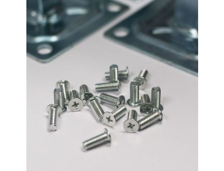 Small stringer screw 