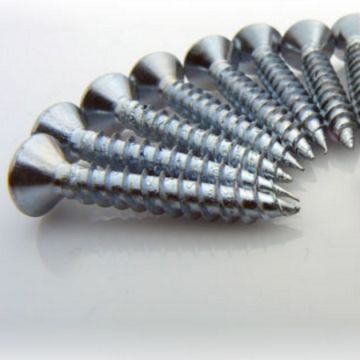 Many different screws.