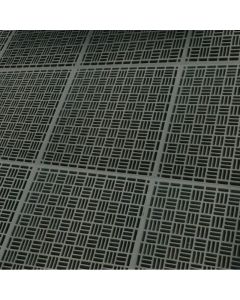 Slotted clean room raised floor meets ISO standards for manufacturing.